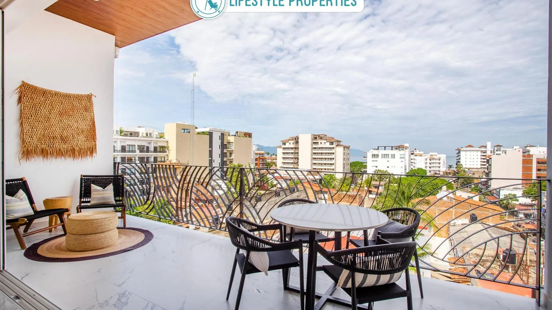 Boho 1 Bedroom With Pool, Gym, Hot Tub Puerto Vallarta