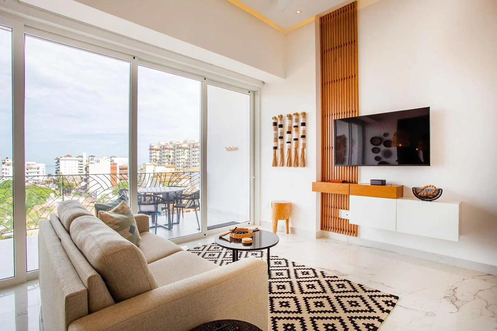 Boho 1 Bedroom With Pool, Gym, Hot Tub Puerto Vallarta