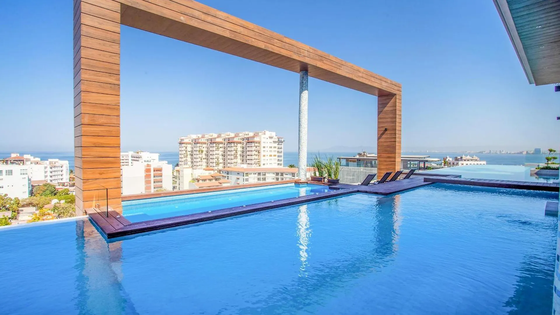 Boho 1 Bedroom With Pool, Gym, Hot Tub Puerto Vallarta Vakantiehuis